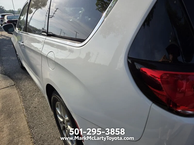 Used 2021 Bright White Clearcoat CHRYSLER TOURING image 8