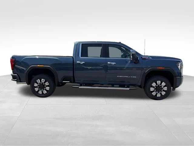 2026 GMC Sierra 2500HD Denali - Photo 8