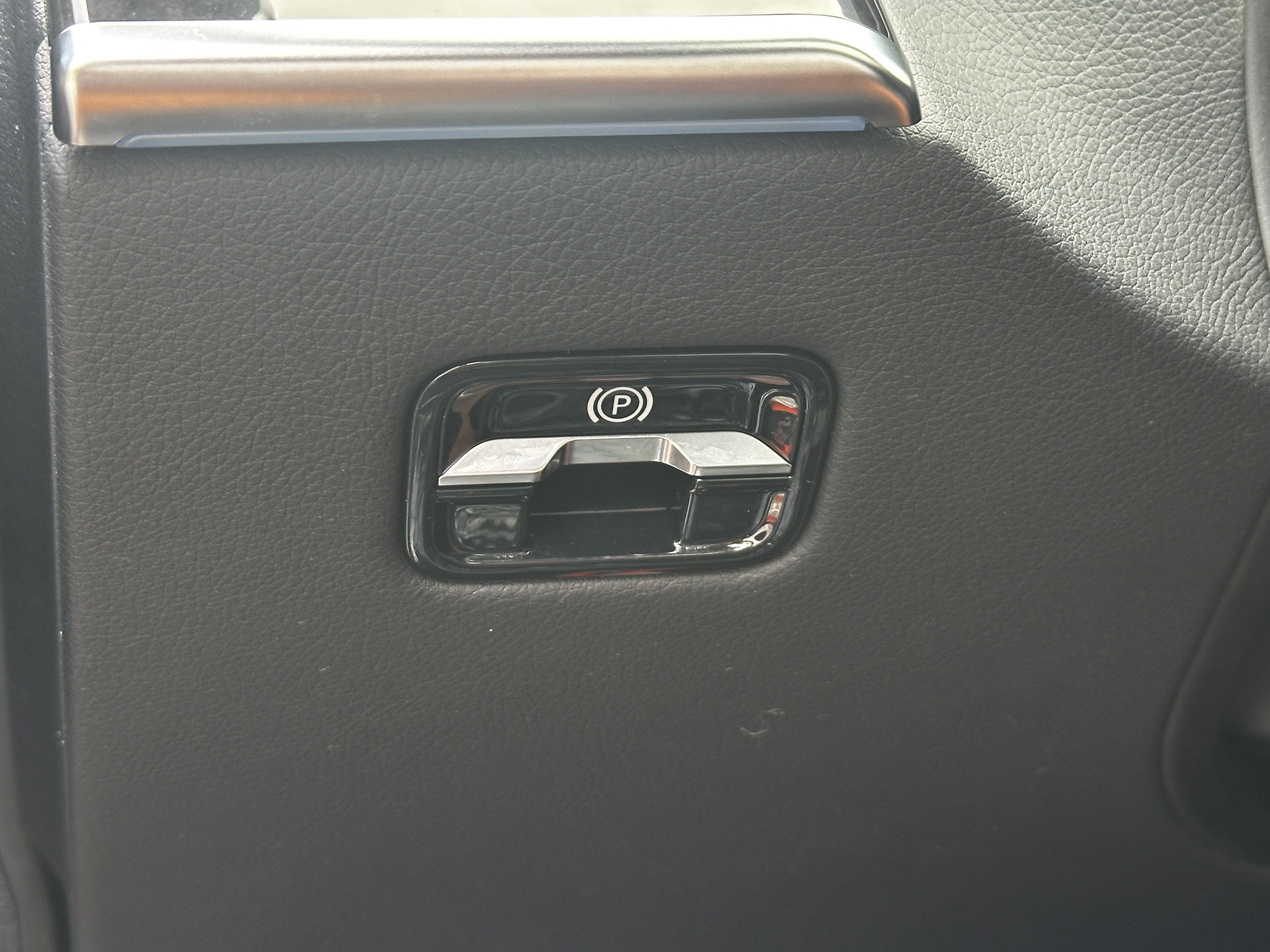 Certified Used 2023 Gray Mercedes-Benz S 580e image 36