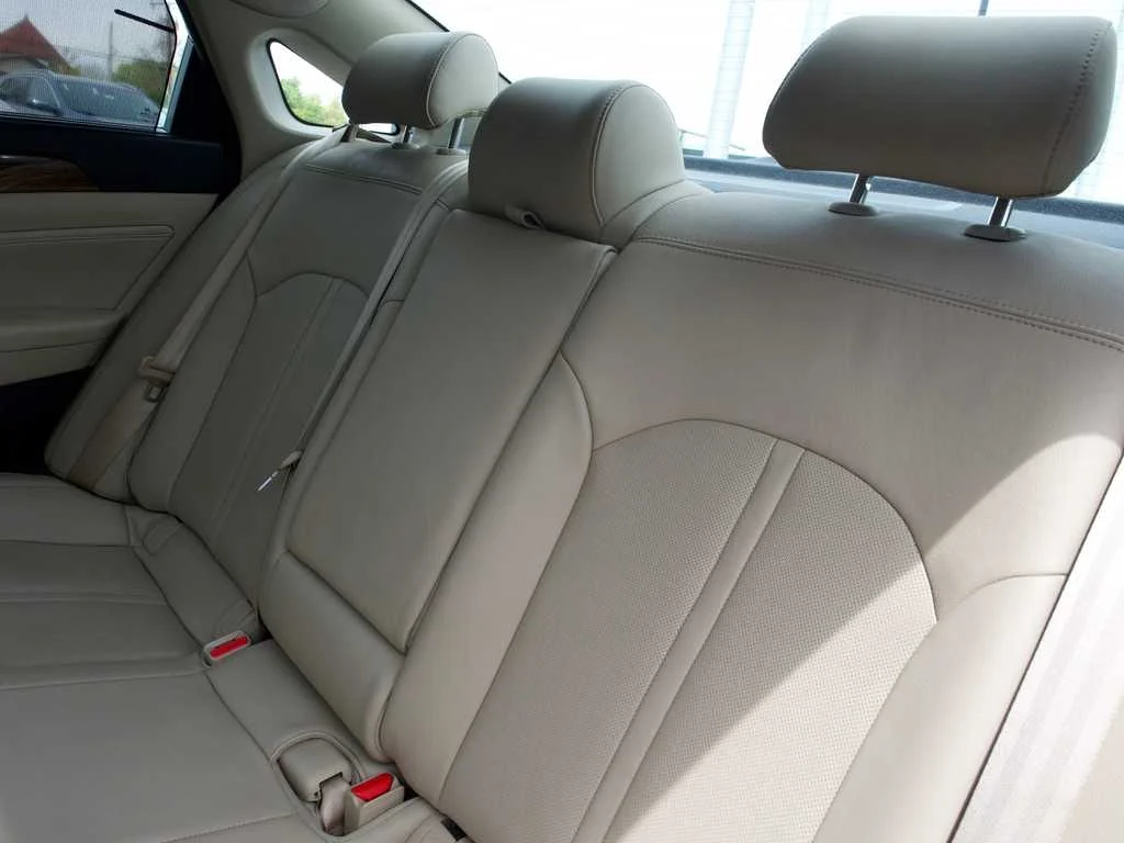 Used 2017 Black Hyundai Limited image 23