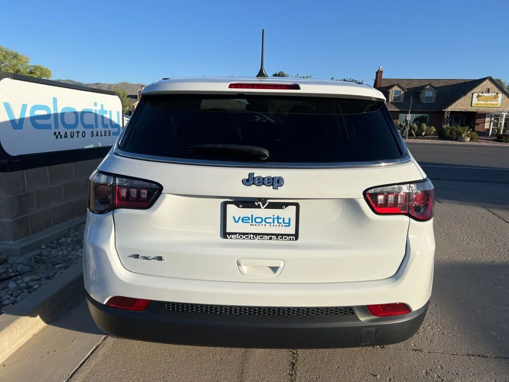 Used 2024 White Jeep Sport image 5