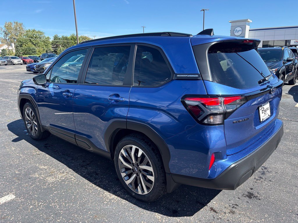 New 2026 DAYBREAK BLUE PEARL Subaru Touring image 5