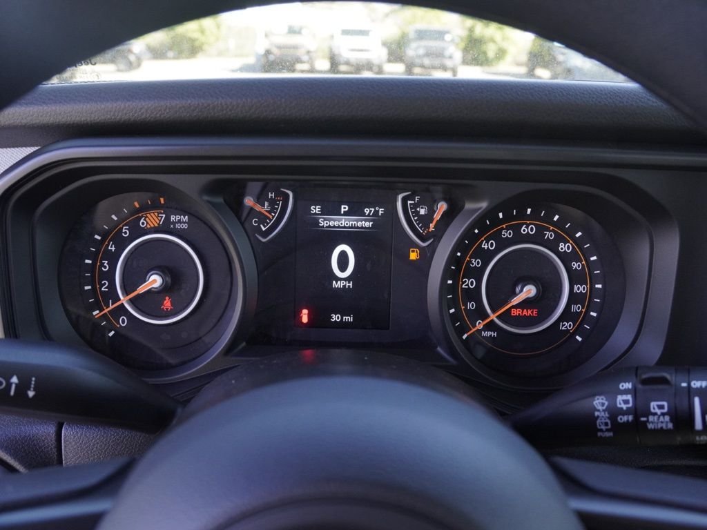 New 2026 Bright White Clear-Coat Exterior Paint Jeep Sport image 11