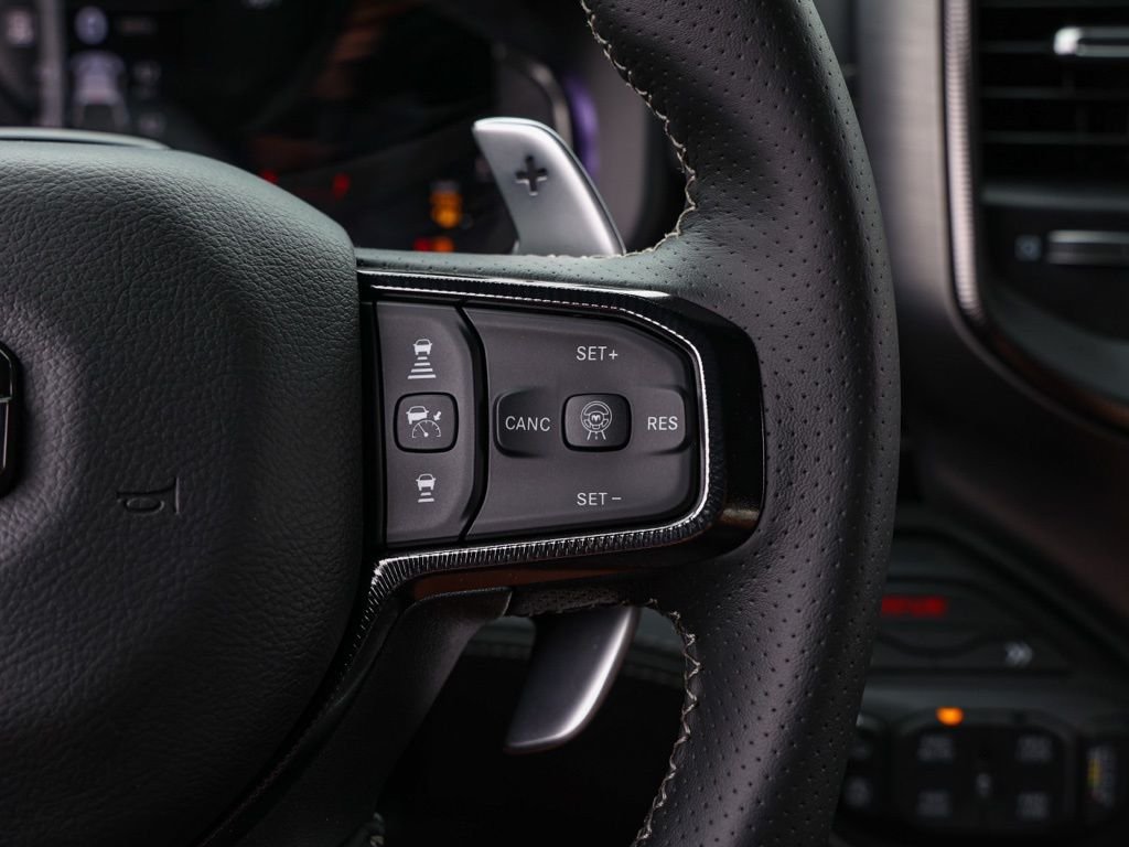 New 2026 Diamond Black Crystal Pearl-Coat Exterior Paint RAM RHO image 25