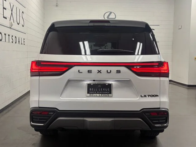 New 2026 White Lexus 700h Luxury image 5