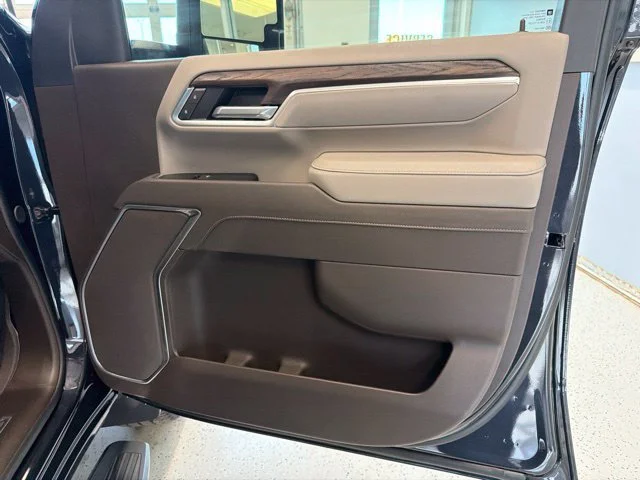 New 2026 Titanium Rush Metallic GMC SLT image 46