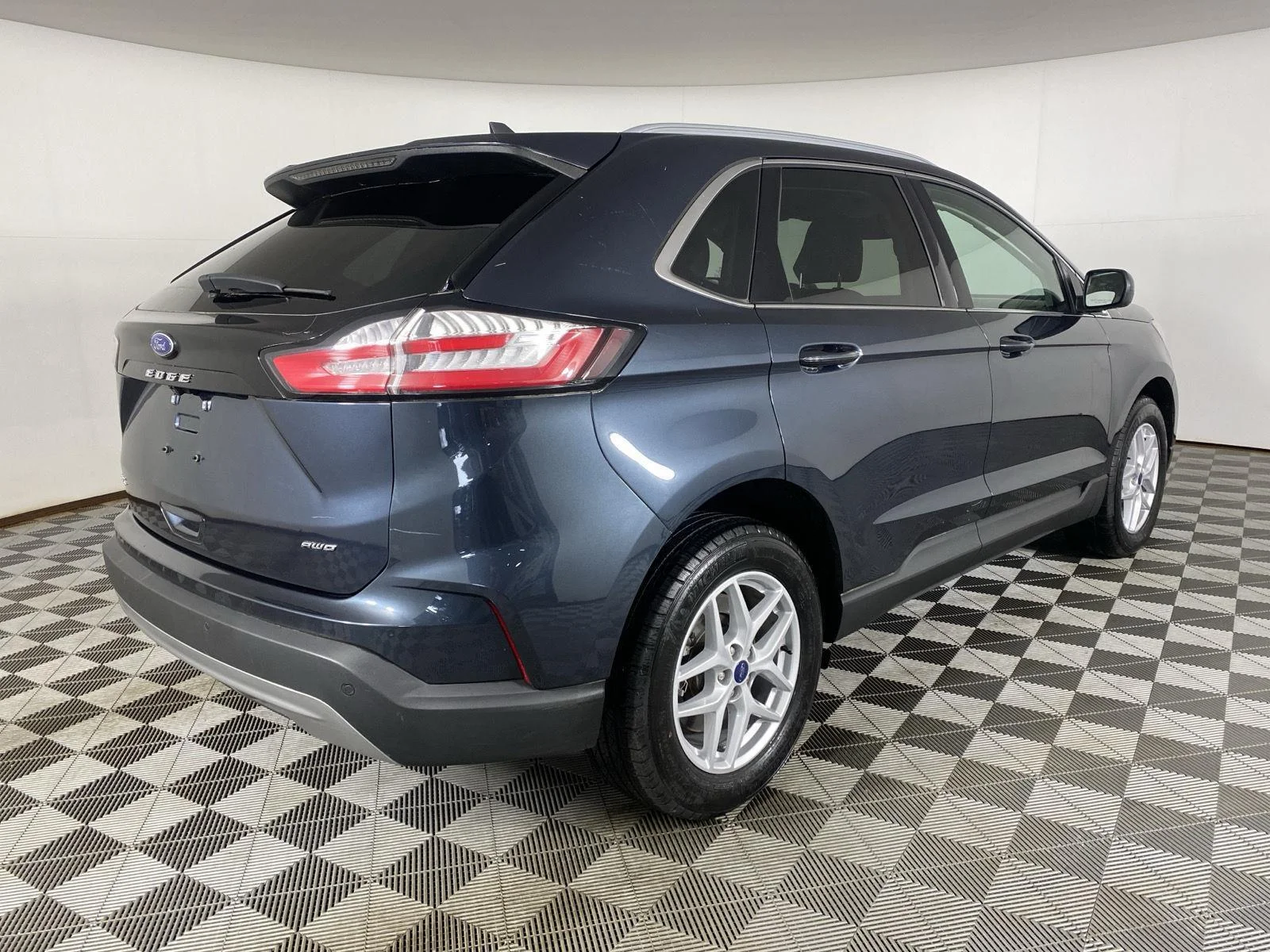 Used 2022 Stone Blue Ford SEL image 15