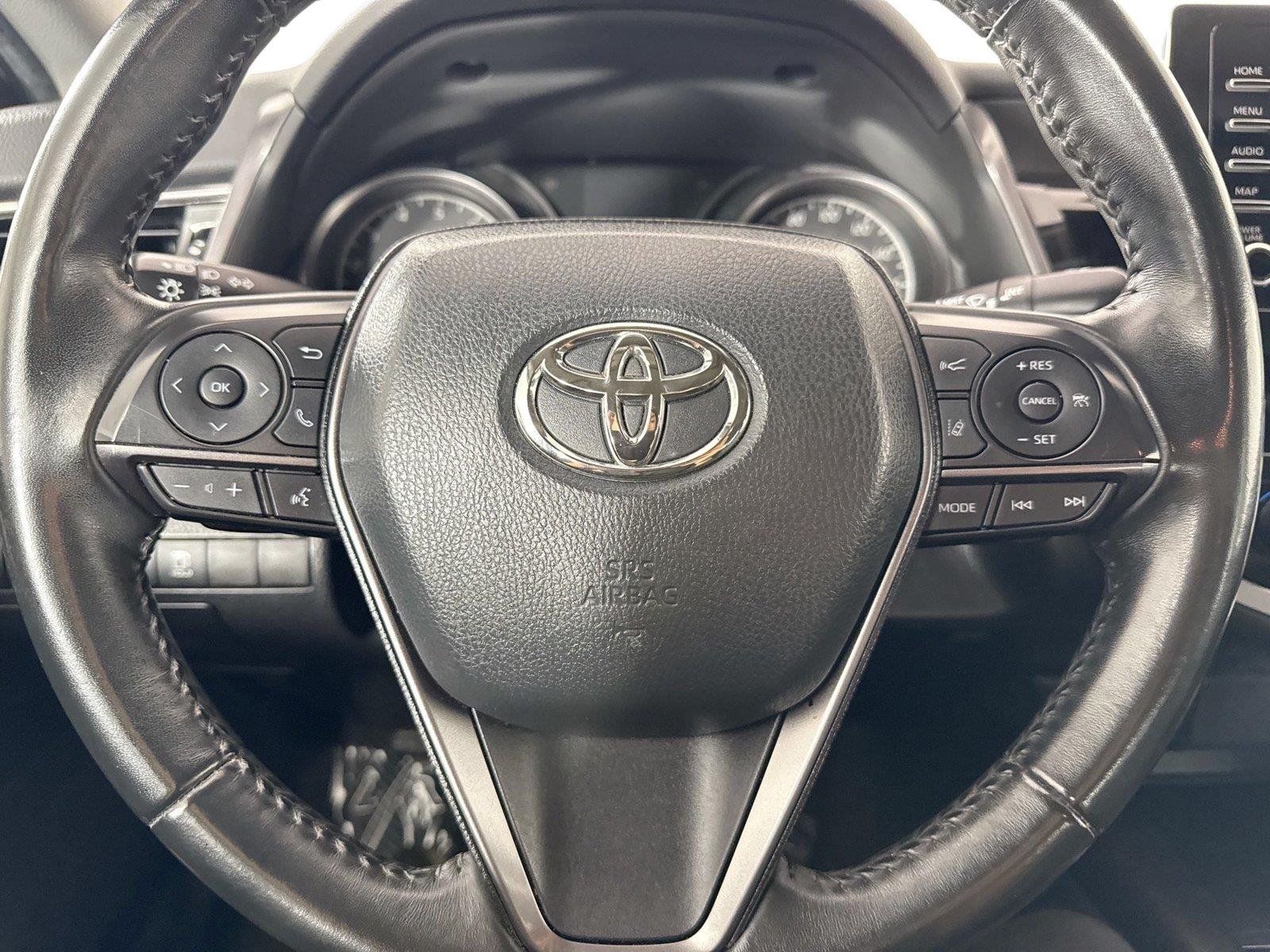 Certified Used 2023 Ice Edge Toyota SE image 15