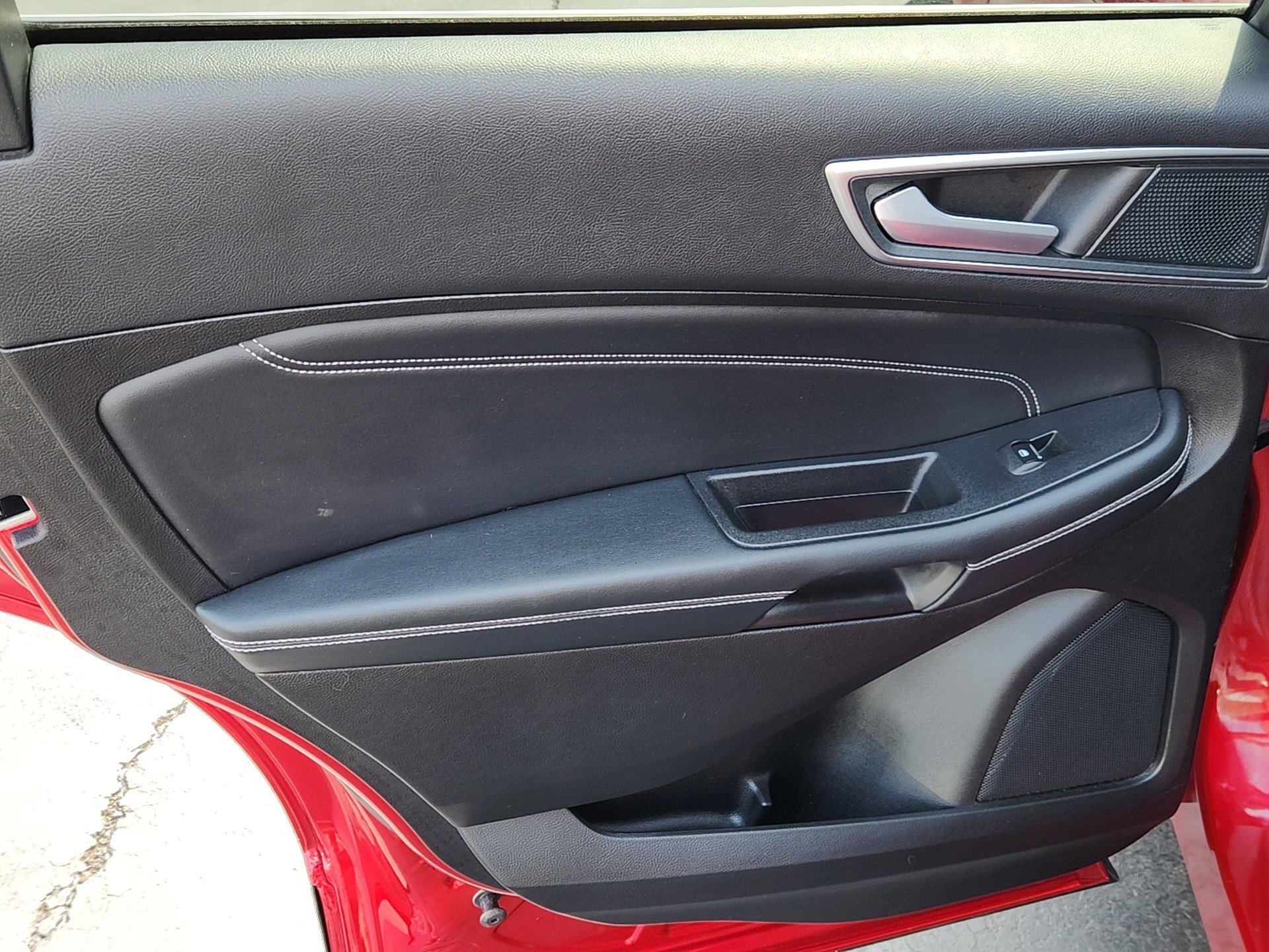 Used 2024 Rapid Red Metallic Tinted Clearcoat Ford Titanium image 21