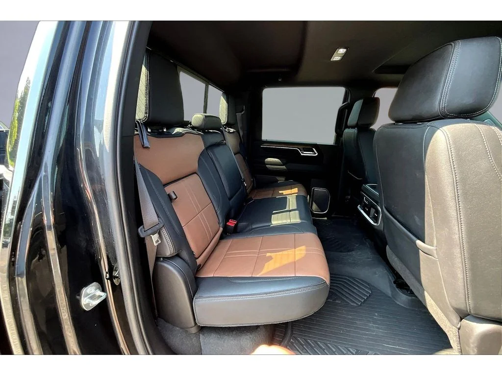 Used 2024 Black Chevrolet High Country image 19