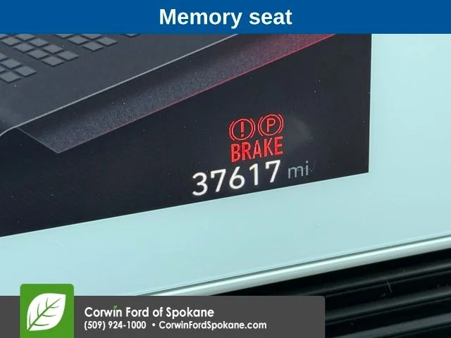 Used 2023 Gold Hyundai Limited image 4
