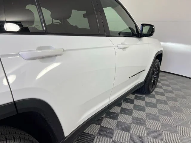 2024 Jeep Grand Cherokee Altitude - Photo 9