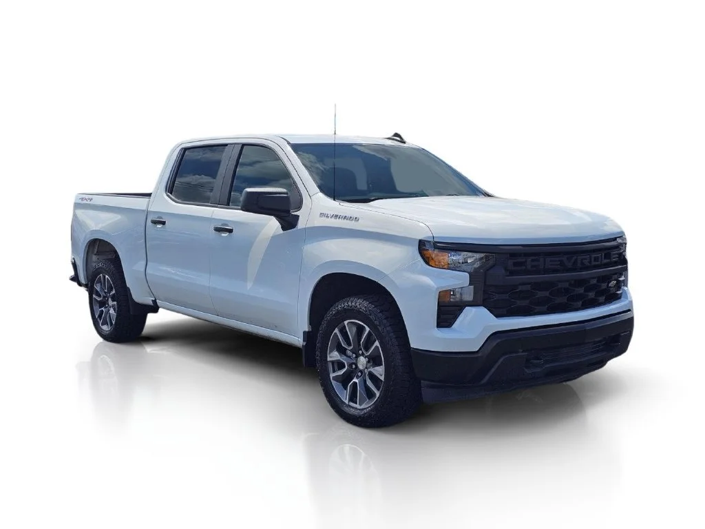 Used 2024 Summit White Chevrolet WT image 5