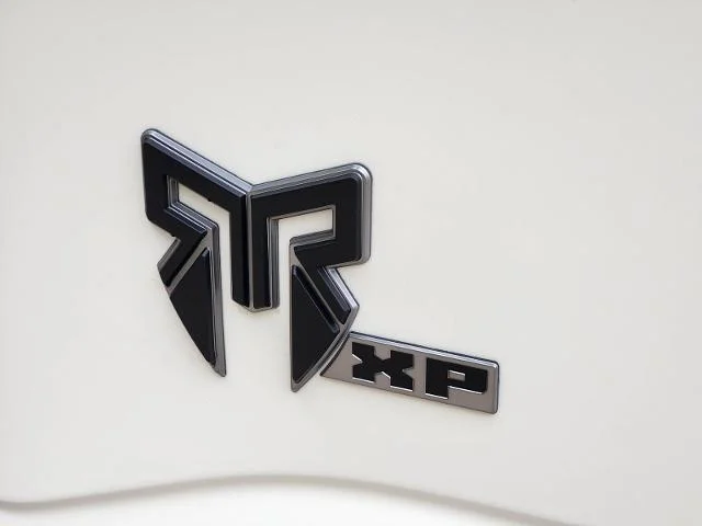 New 2026 Star White Metallic Tri-Coat Ford F-250® Lariat® image 31