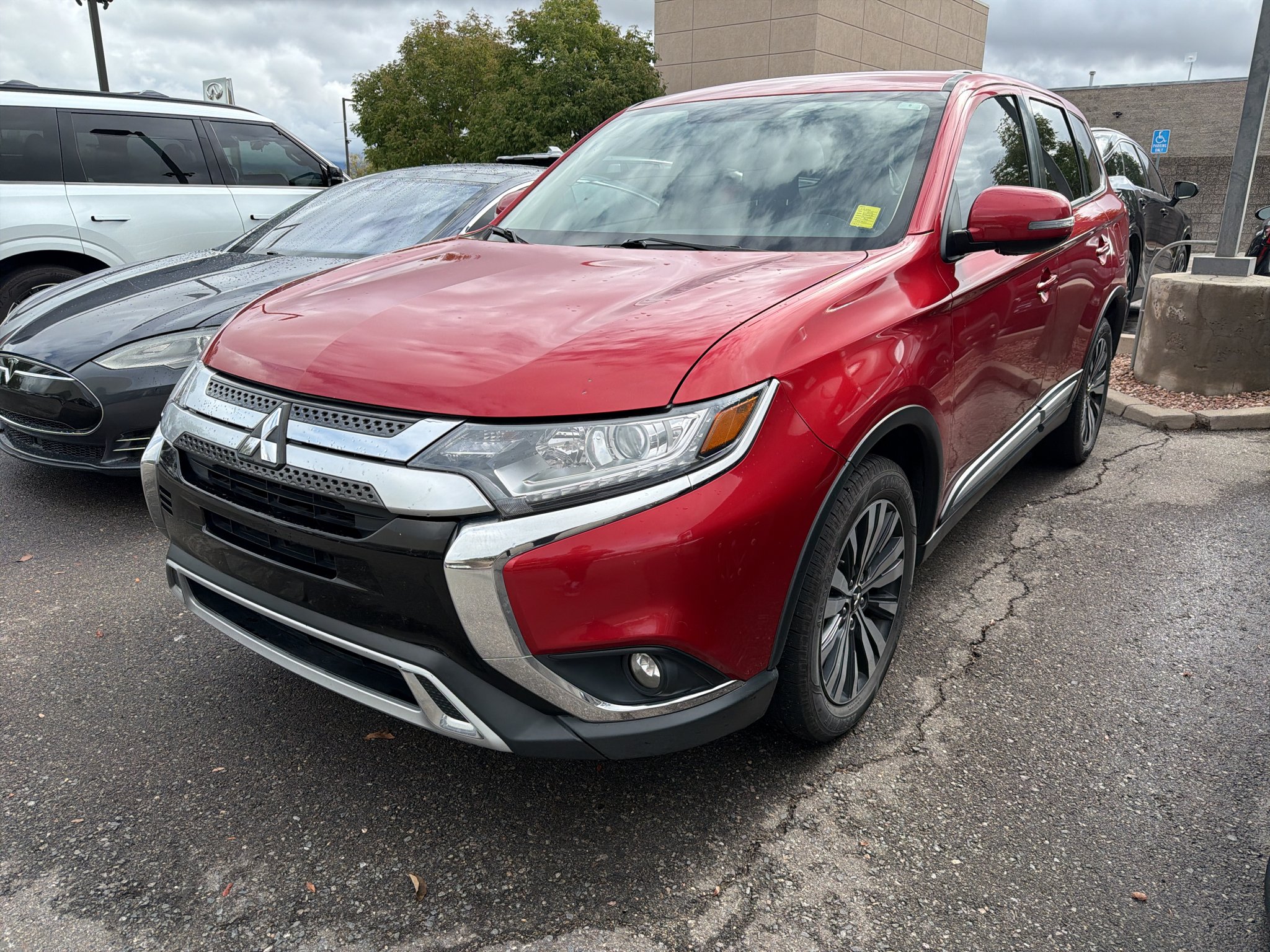 2019 Mitsubishi Outlander
