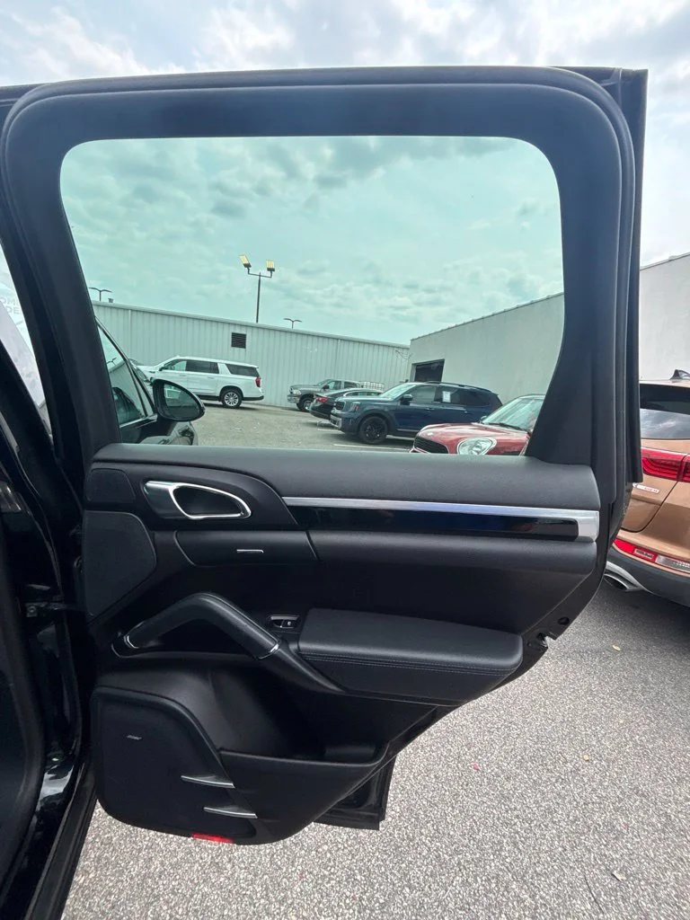 Used 2018  Porsche  image 20