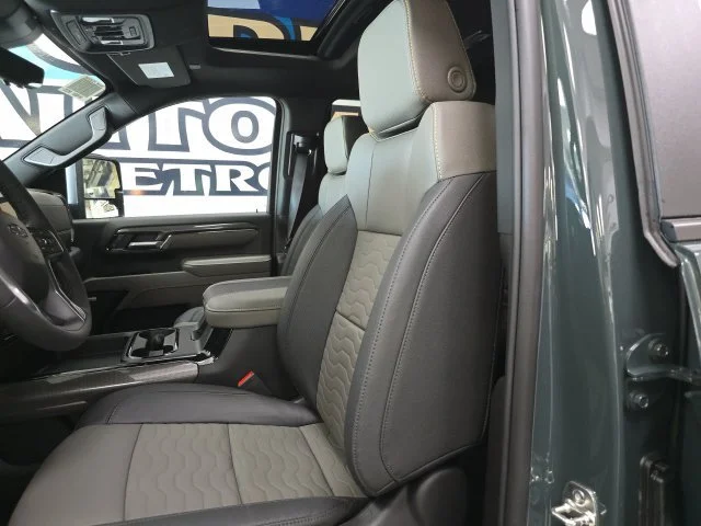2026 Chevrolet Silverado 2500 HD ZR2 - Photo 20