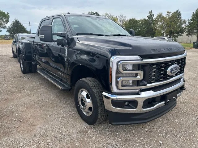 New 2026 Agate Black Metallic Ford F-350® XLT image 2