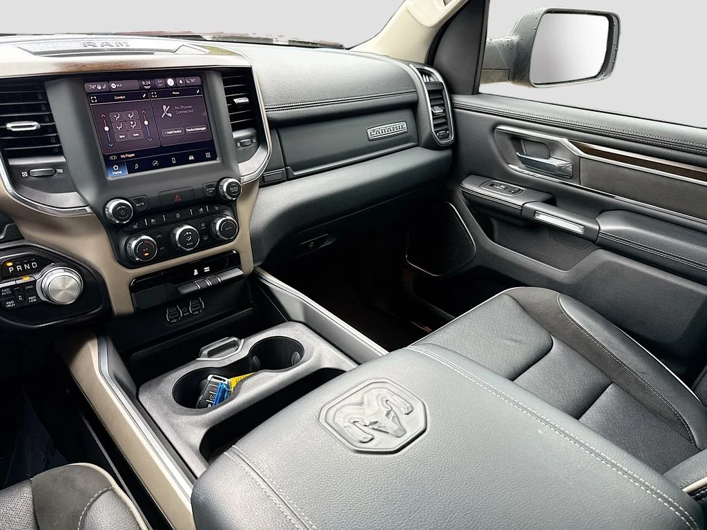 Used 2022 Diamond Black Crystal Pearlcoat Ram Laramie image 23