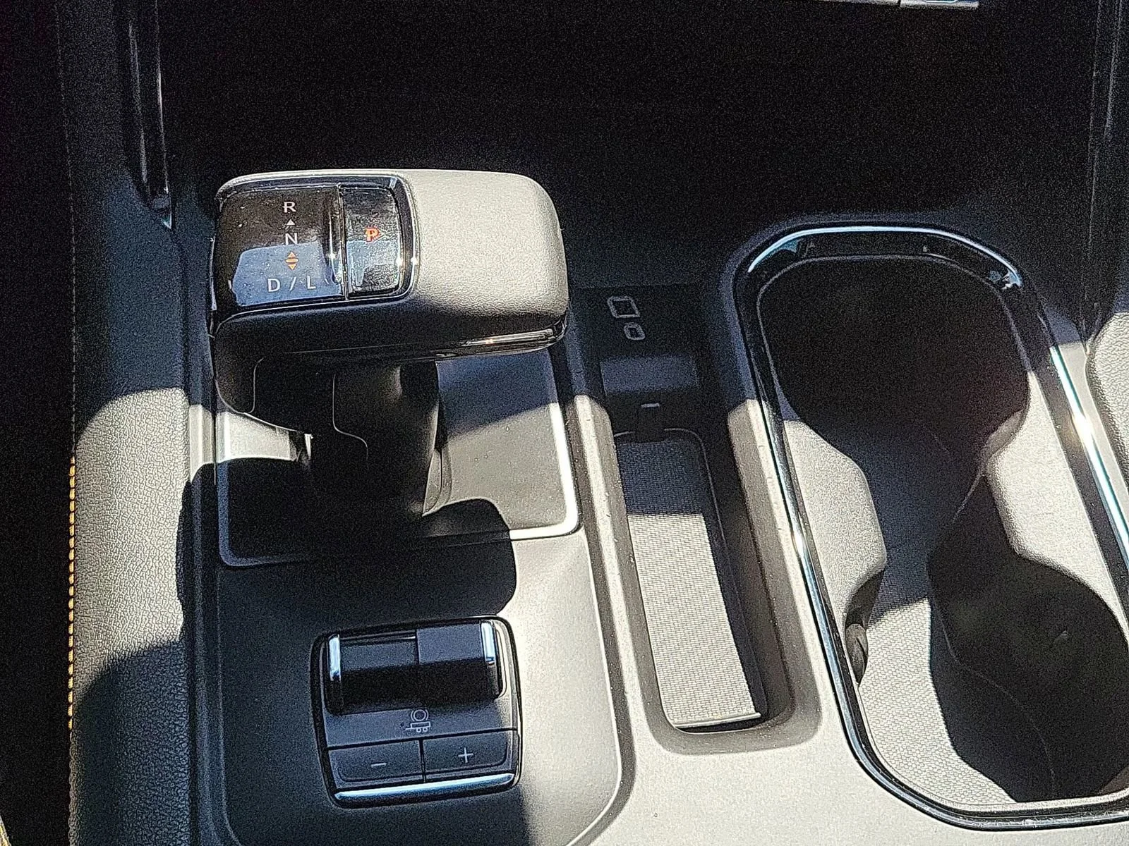 2025 GMC Sierra 1500 AT4 - Photo 16