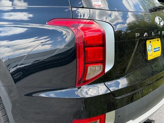 Used 2022 Black Hyundai SEL image 10