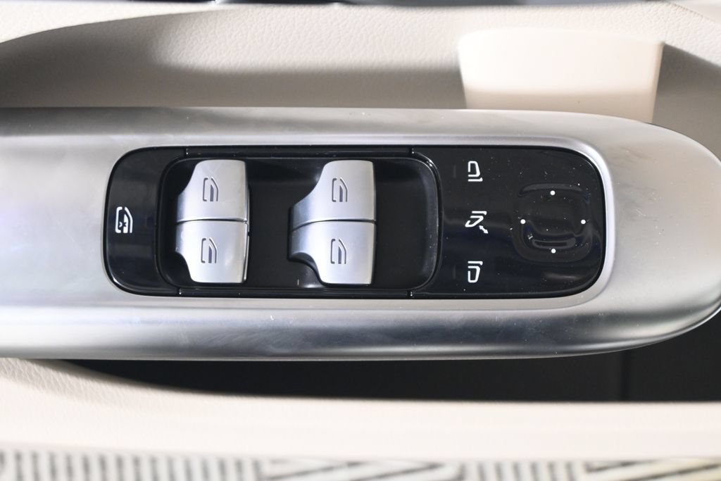 New 2026 Polar White Mercedes-Benz C 300 image 64