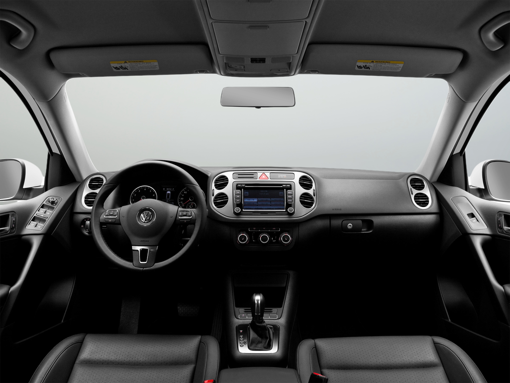 Used 2011 White Volkswagen S image 19