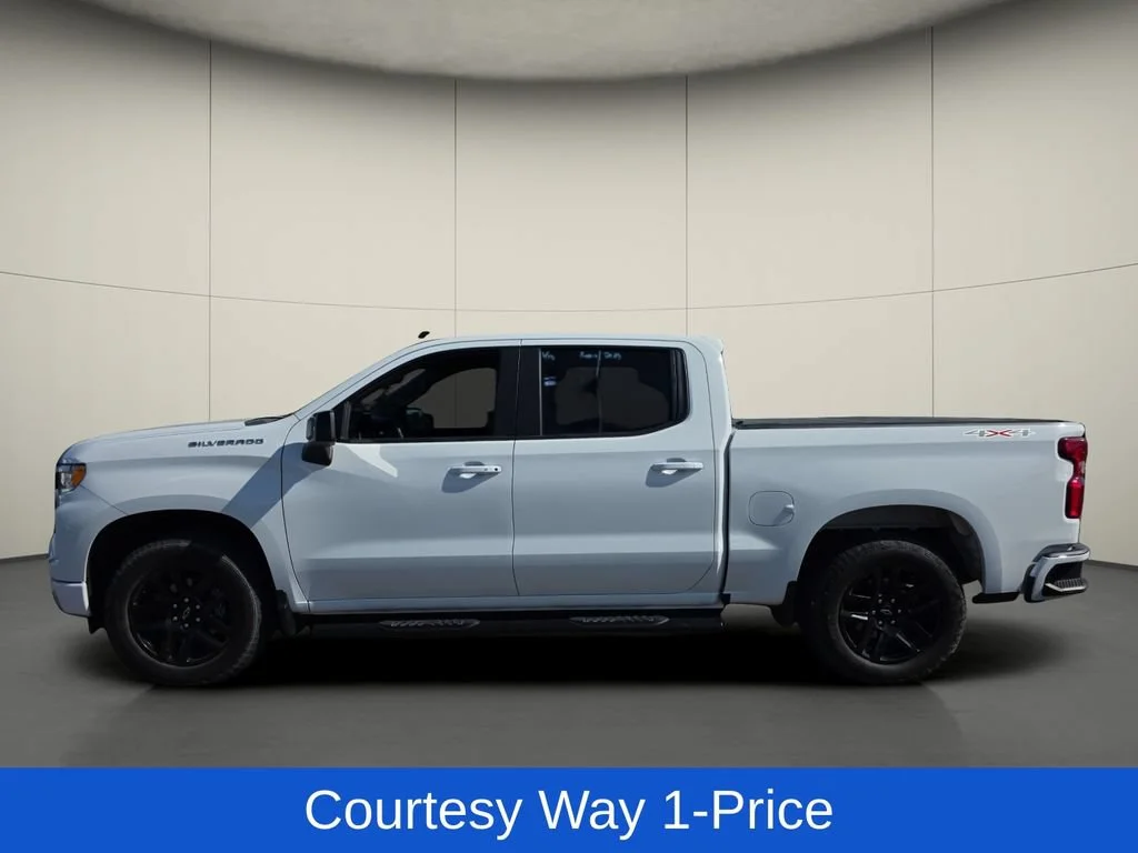 Used 2023 Summit White Chevrolet RST image 5