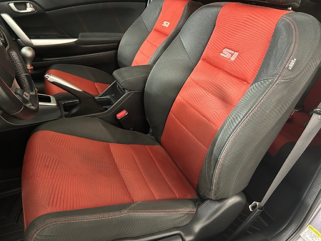 Used 2015  Honda Si image 8