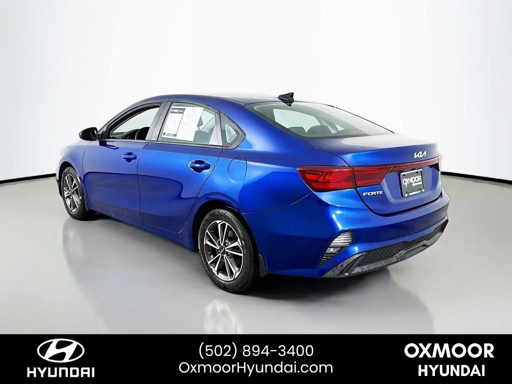 Used 2022 Deep Sea Blue Kia LXS image 5