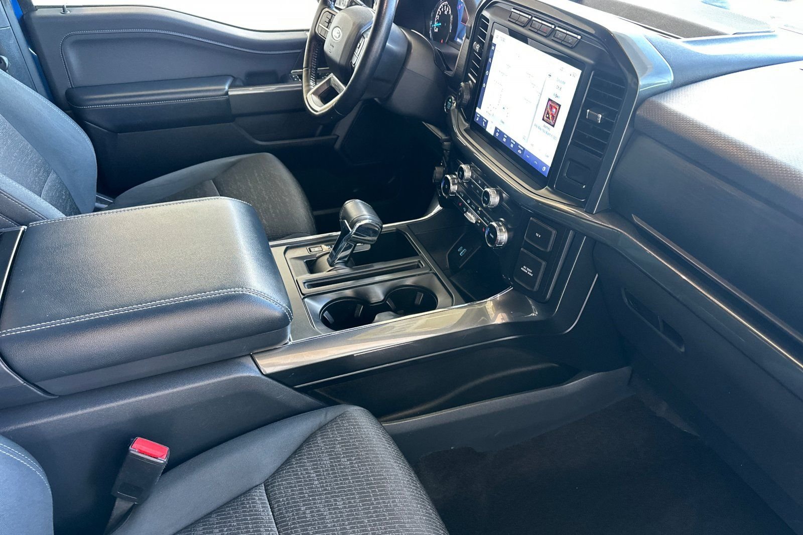 Used 2022 Blue Ford XLT image 15