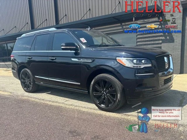 Used 2024 Black Metallic Lincoln Reserve image 1