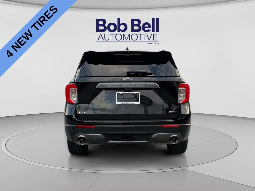 Used 2022 Black Metallic Ford XLT image 6