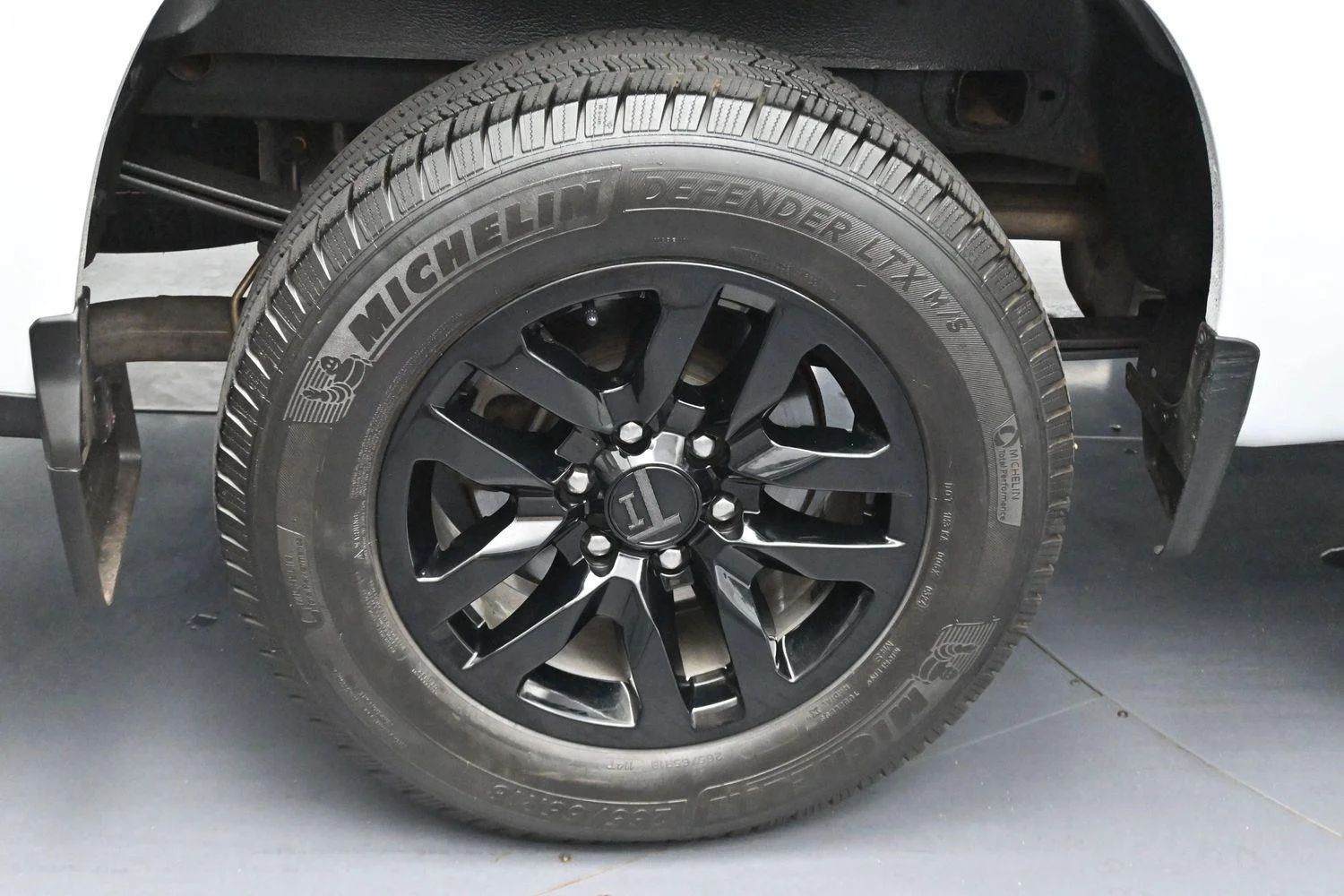 Used 2020 Summit White Chevrolet RST image 34