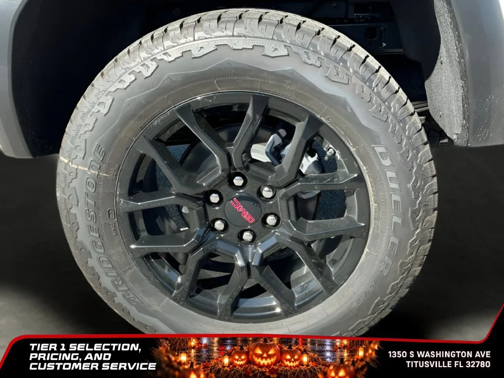 New 2026 Summit White GMC Elevation image 20