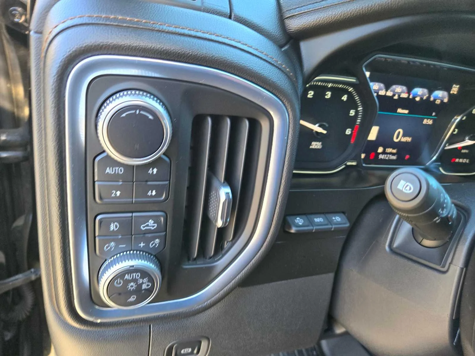 Used 2019 ONYX BLACK GMC AT4 image 23