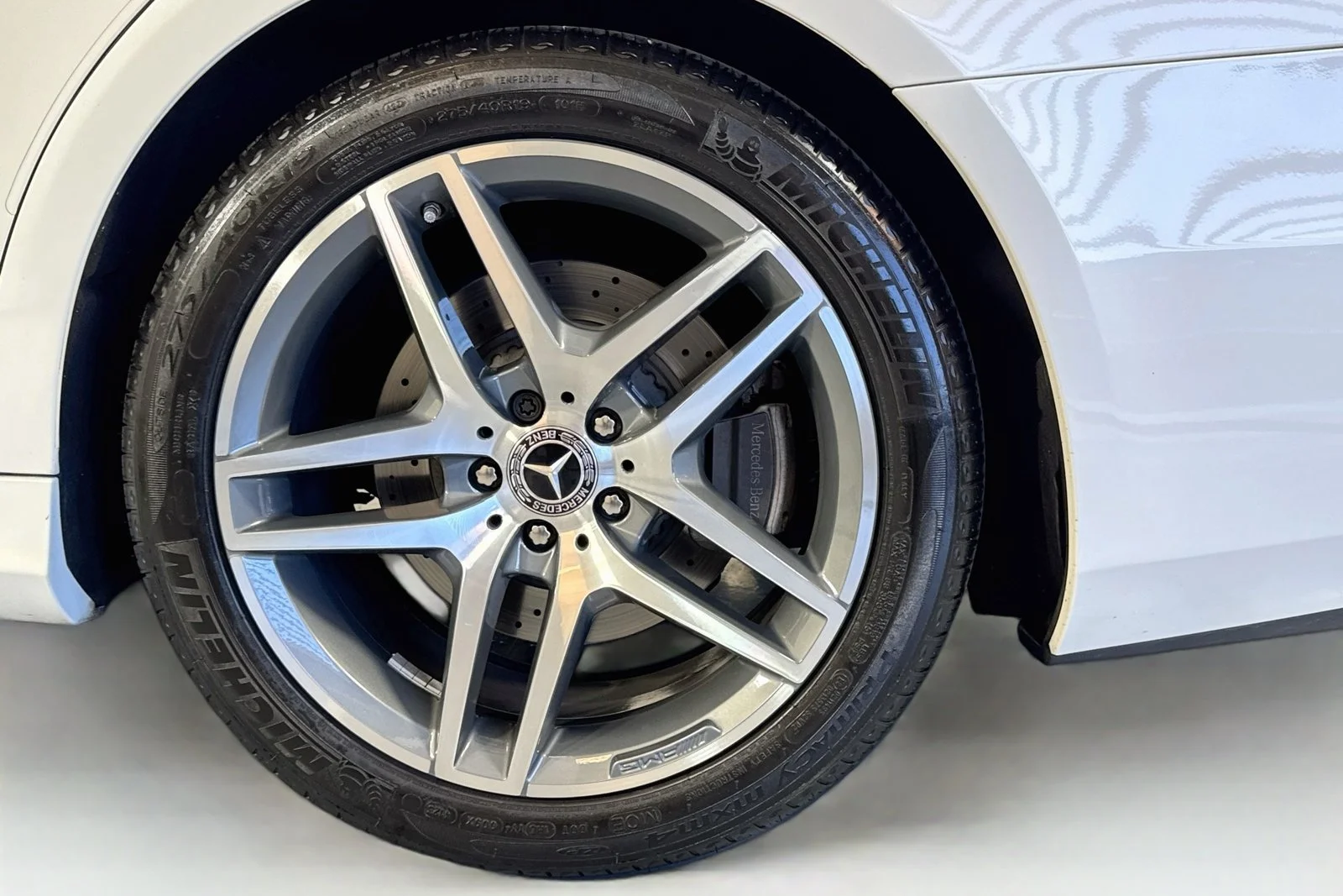 Used 2019 Designo Diamond White Mercedes-Benz S 560 image 30