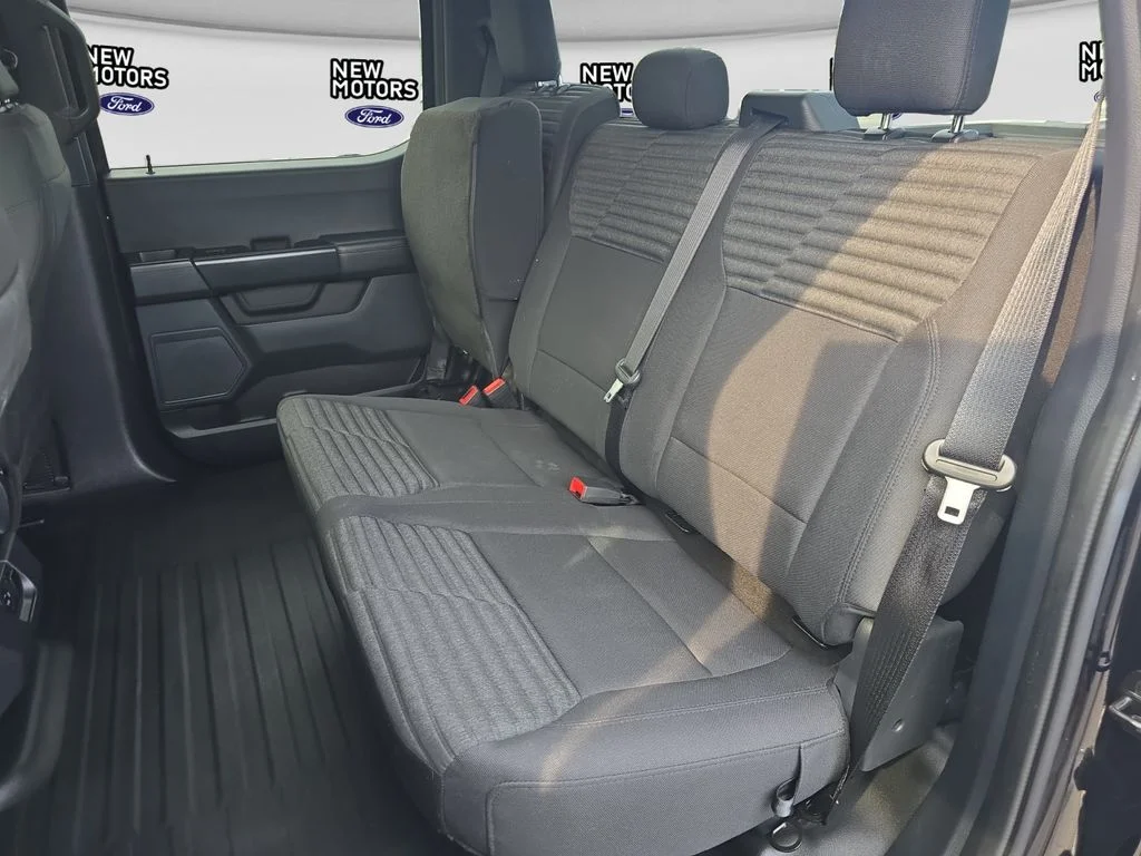 Used 2023 Black Metallic Ford XL image 11