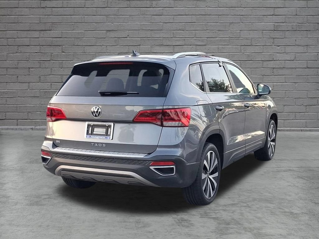 Certified Used 2022 Gray Volkswagen 1.5T SE image 11