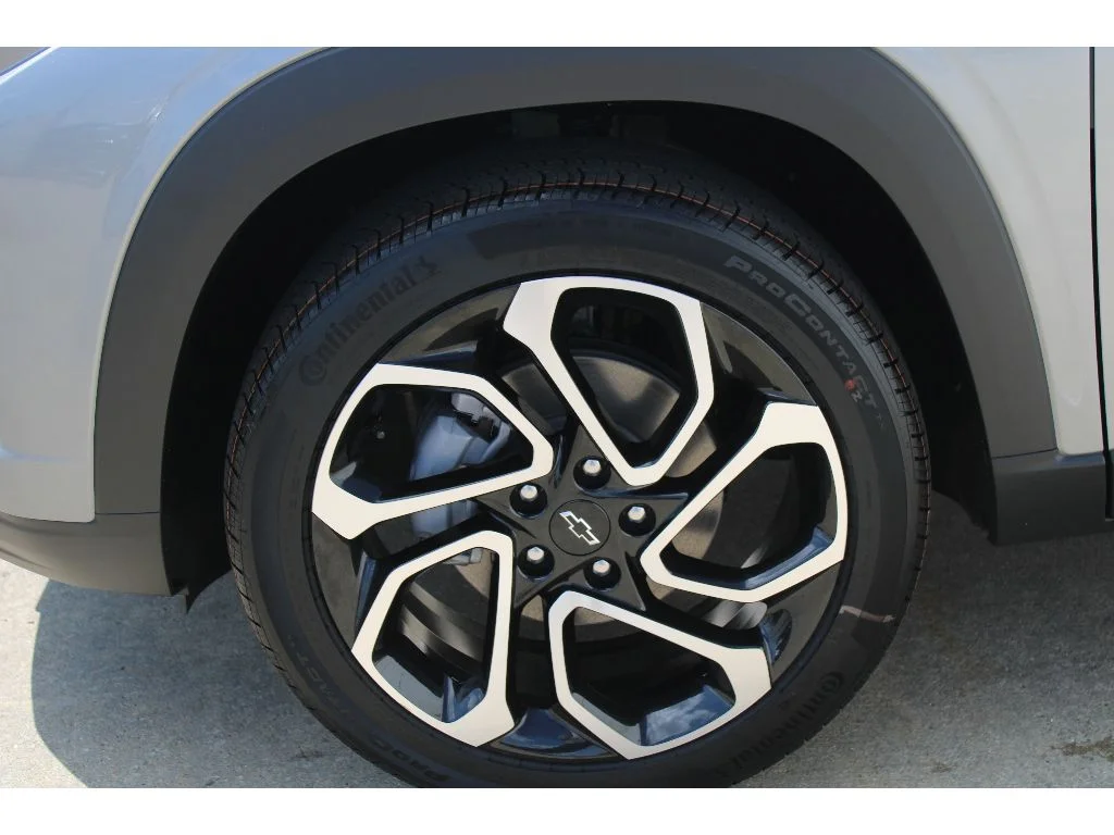 New 2026 STERLING GRAY METALLIC Chevrolet 2RS image 12