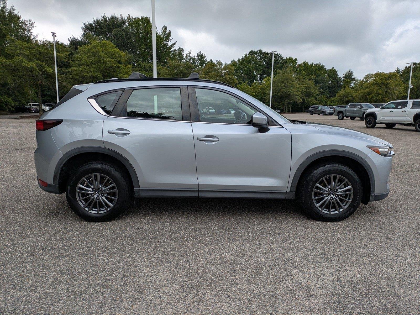 Used 2018 Sonic Silver Metallic Mazda Sport image 3