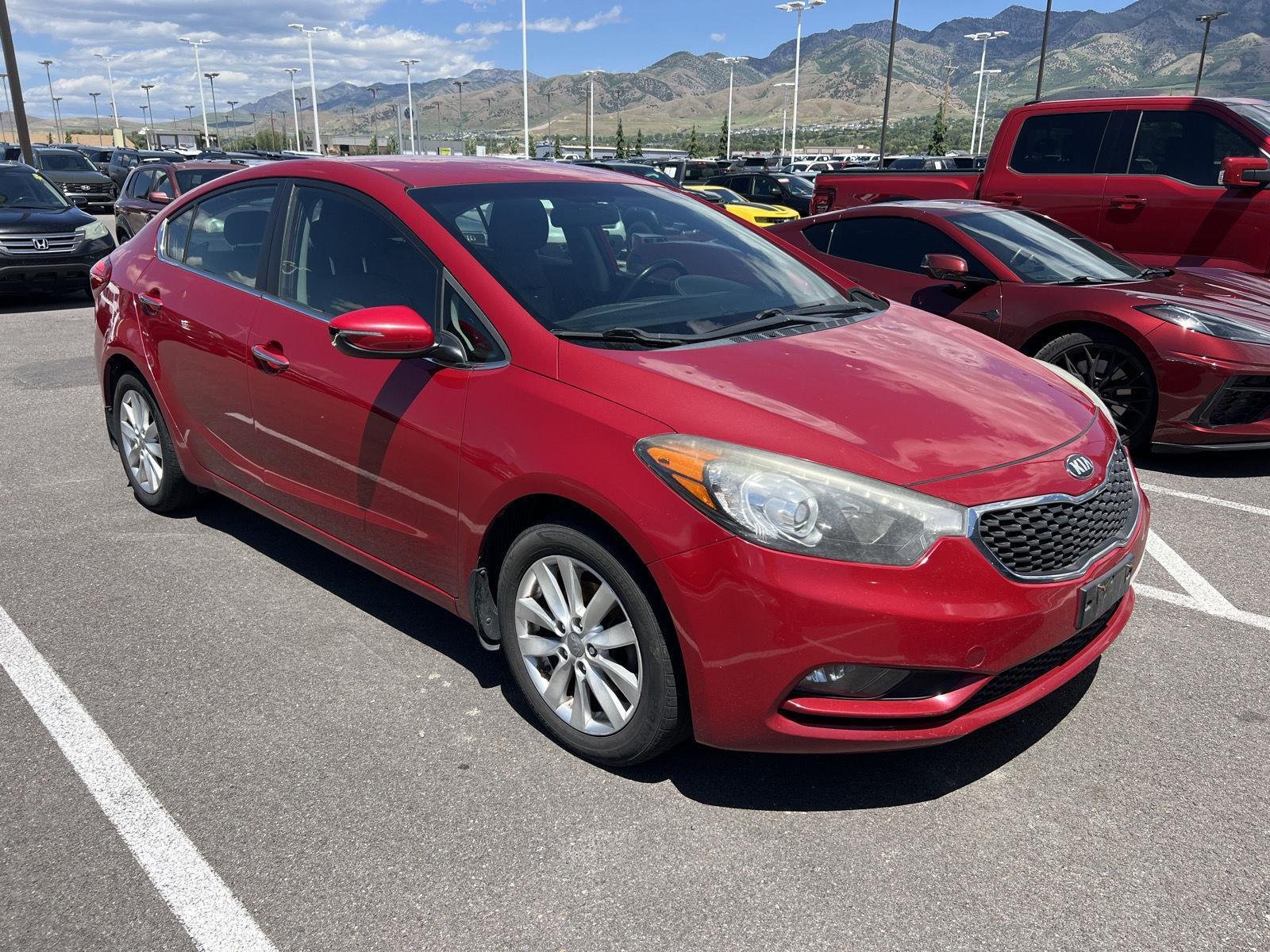 Used 2014 Crimson Red Kia EX image 2