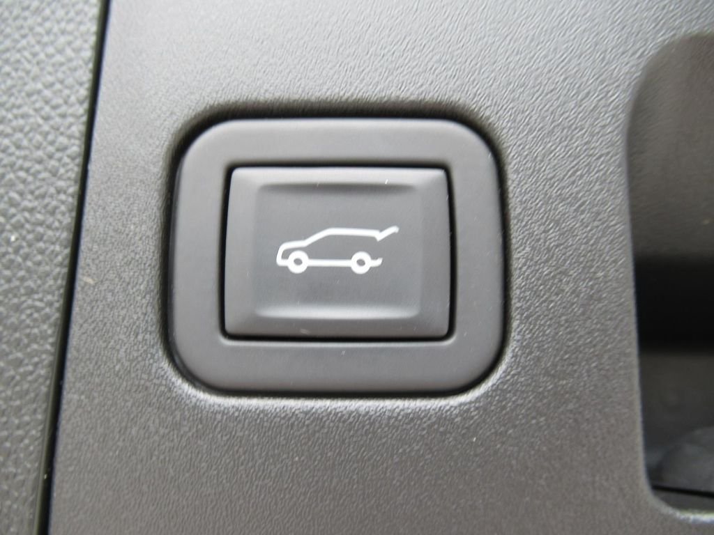 Used 2023 Red Cadillac Premium Luxury image 37