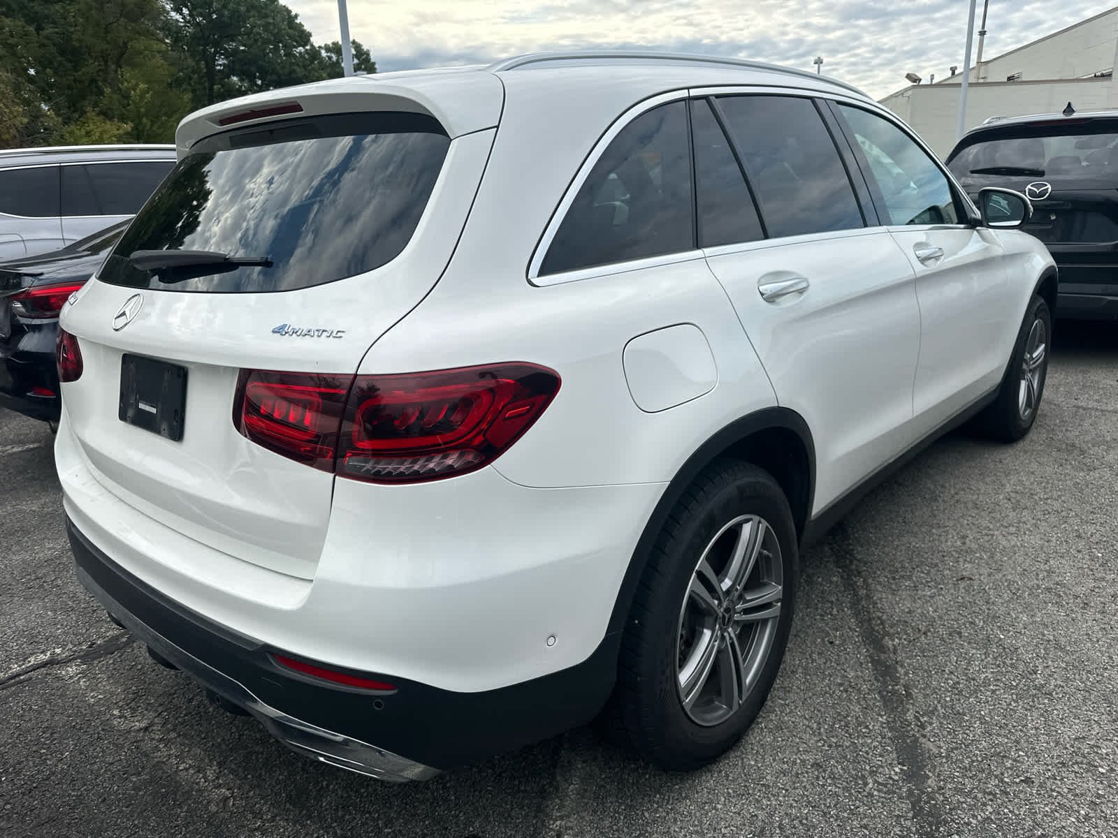 Used 2022 Polar White Mercedes-Benz GLC 300 image 22