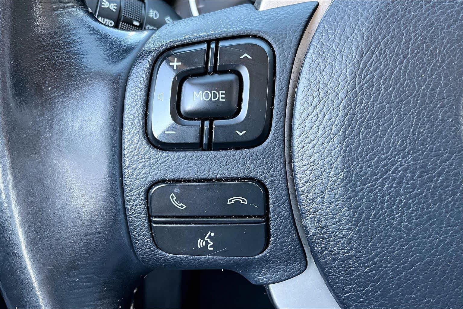 Used 2017 Eminent White Lexus  image 20
