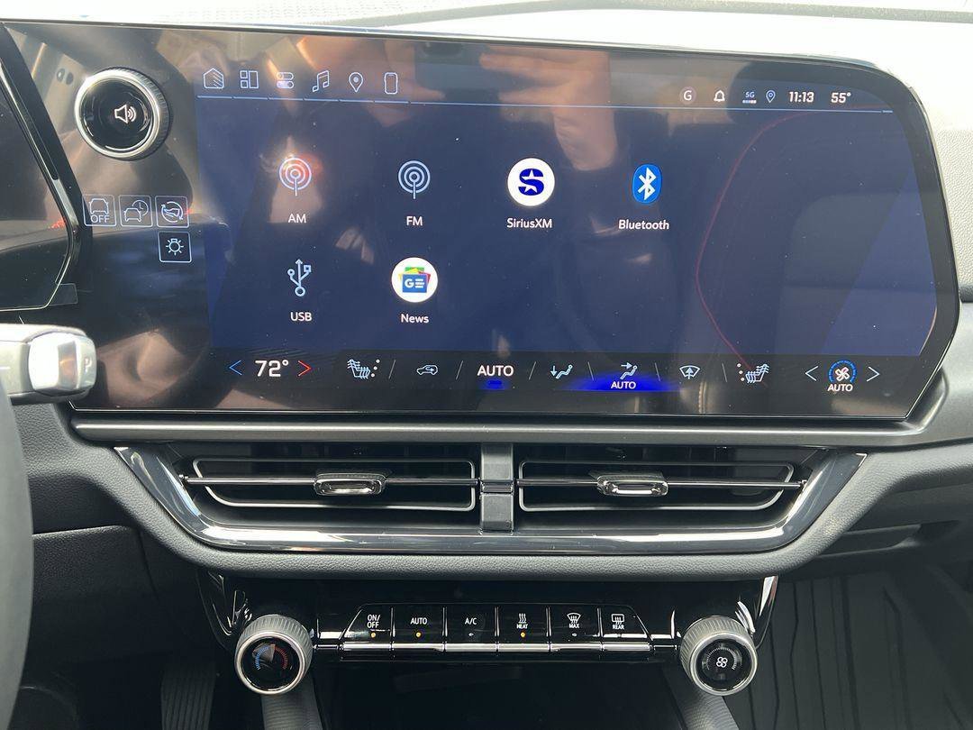 2026 Chevrolet Equinox EV RS - Photo 18