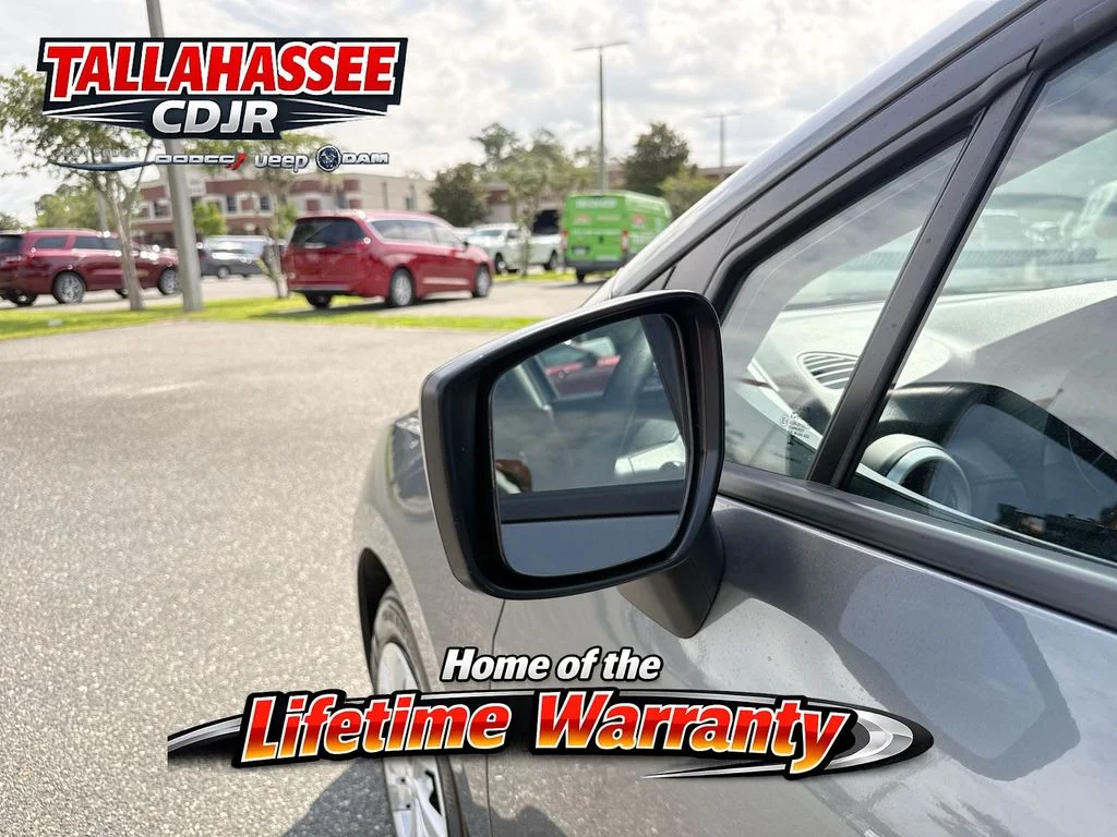 Used 2025 Gun Metallic Nissan 1.6 S image 12