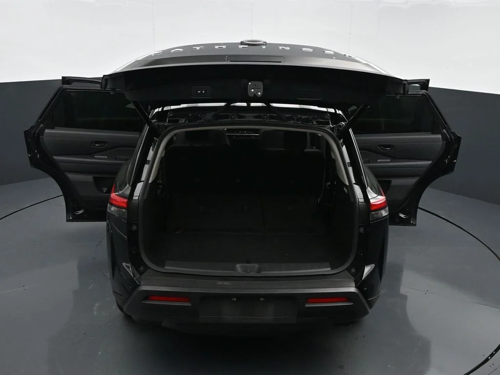 Used 2025 Super Black Nissan SV image 41