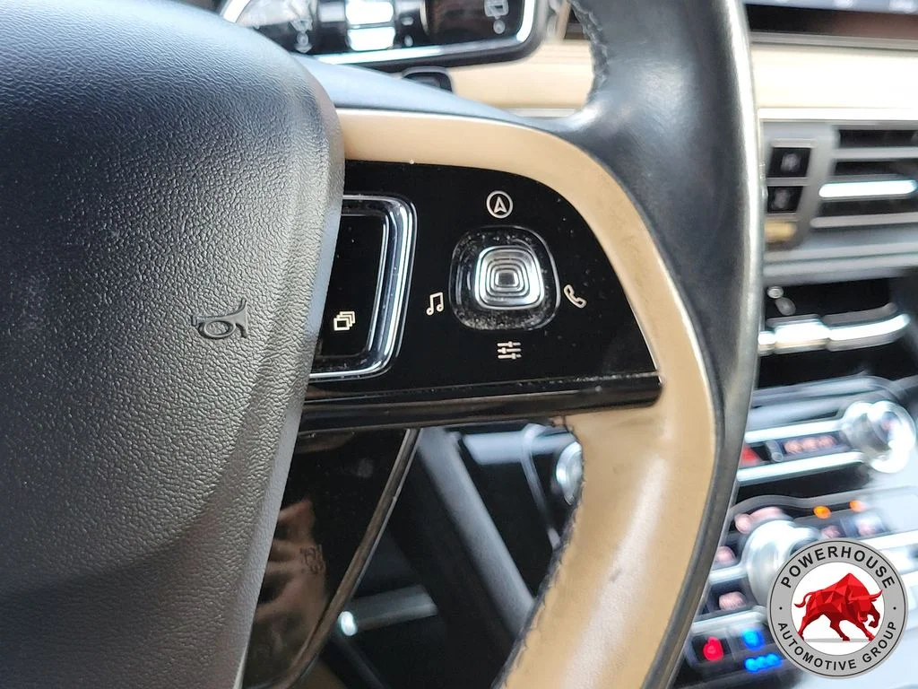 Used 2021 Blue Lincoln Reserve image 30