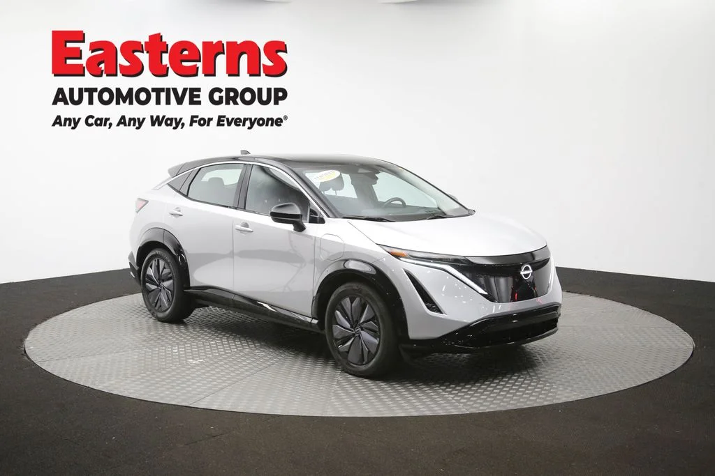 Used 2023 Silver Nissan ENGAGE image 47